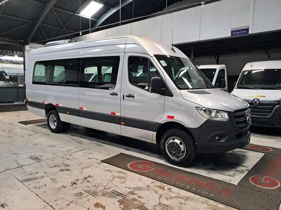 MERCEDES-BENZ SPRINTER 2.0 CDI DIESEL FURGÃO 517 TA EXTRA LONGO MANUAL